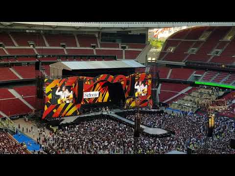 Me Llamo Abba // 2022-06-01 Sidonie, Wanda Metropolitano, Madrid // Strangeloving