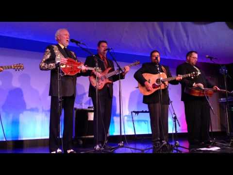 I Saw Him Walk Out Of The Sky- Doyle Lawson & Quicksilver