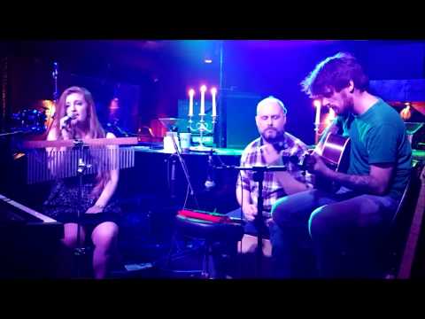 Gracie Falls WINNER UK Unsigned Songwriter Competition at The PianoWorks London