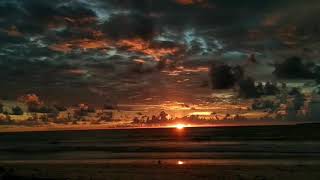 Download lagu Story Wa Pemandangan Pantai Sore Hari mp3