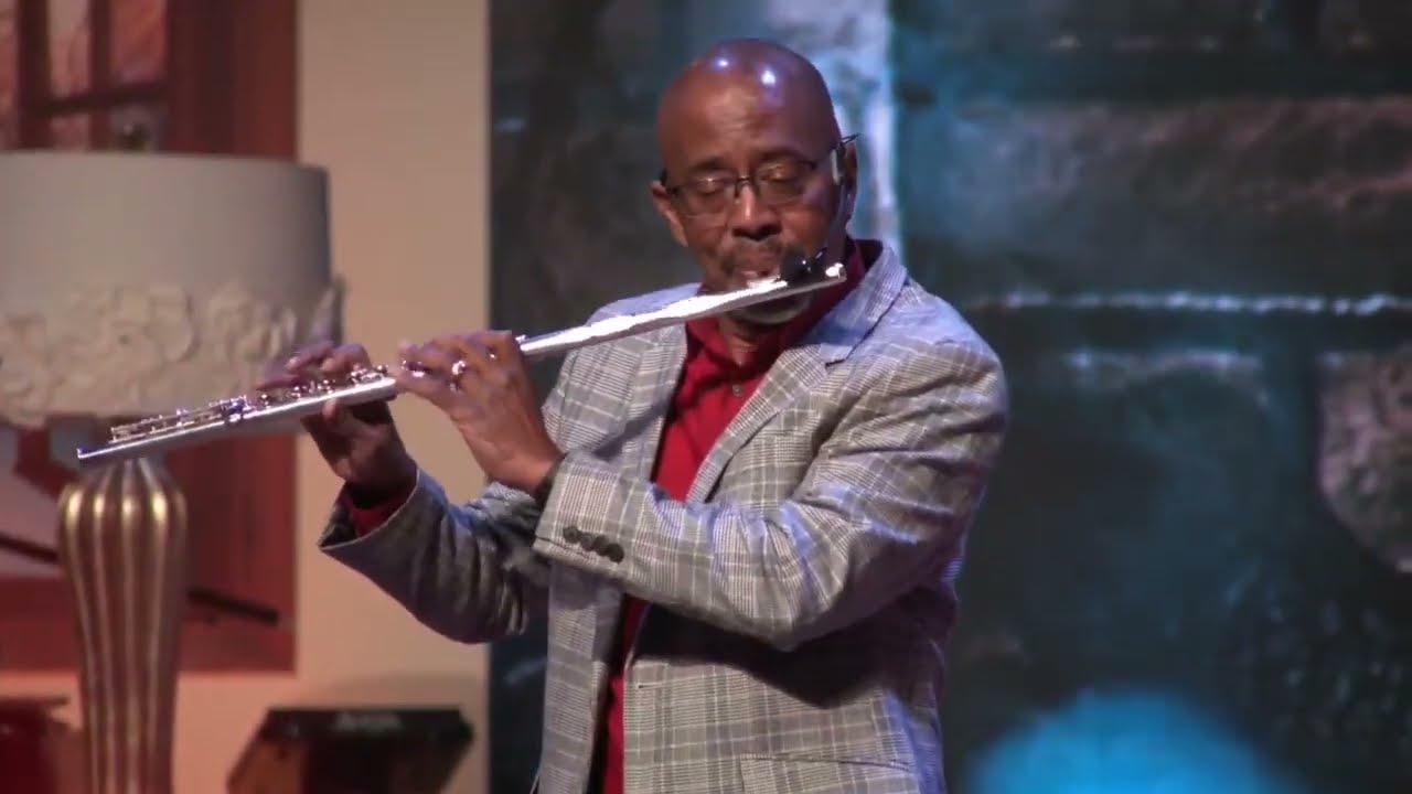 Promotional video thumbnail 1 for Carl on Flute