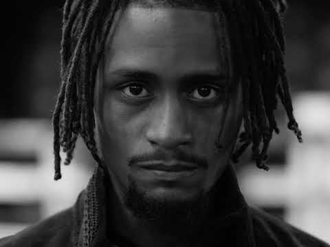 Moeazy feat. Rayzak - Revo (Official Music Video)