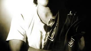 Download lagu Iwan fals - Ancur mp3 Download lagu Iwan fals - Ancur mp3