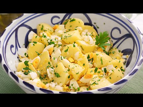 Papas Aliñás: la tapa más refrescante de Cádiz