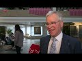 Rien Bogerd zit al 45 jaar op het Urker stembureau