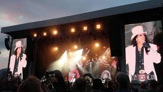 Hollywood Vampires - School&#39;s Out / Another Brick in the Wall (live  Autostadt Wolfsburg)