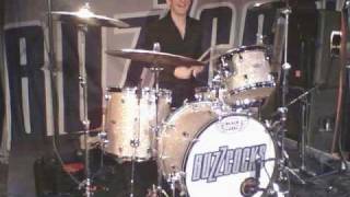 Danny Farrant - Buzzcocks drummer breaking in new kit