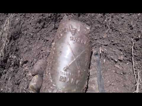 Short Dig On A Old Tip, Bottle Digging UK