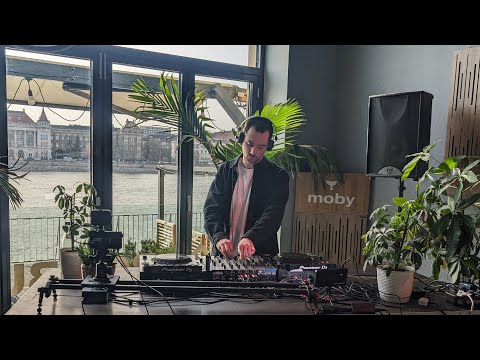 Den | RTS.FM Budapest x Terra Kontra | 10.02.2024