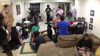 pulses. - I Drink Juice (Aqua Berry Cherry) [music video]