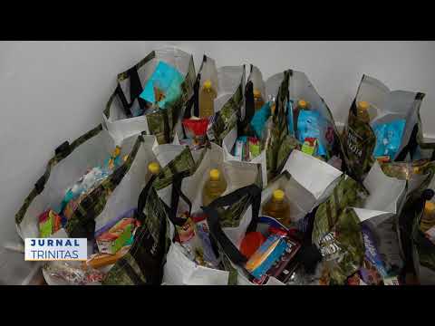 Daruri pentru 40 de familii nevoiaşe din localitatea gălăţeană Cărăpceşti