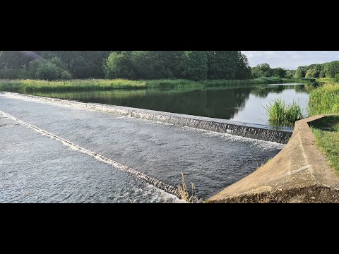 🇵🇱 Bobrowice 2022, Polska. Rzeka Bóbr, Tama w Bobrowicach Lubuskie. The Bóbr River. [4K]