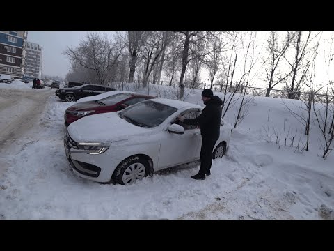 Lada Vesta with a CVT and snow!