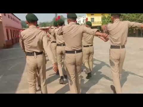 #samne se style March Tej chal NCC ki drill