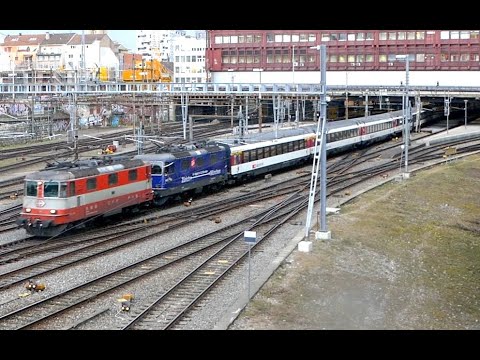 SBB Re 4/4 II 11108 & 11379 with IR37 "1979" in Basel [28.01.20]