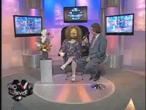 SuperXclusivo 4/22/09 - Ulysses Alonso arremete contra Myrka 1/2