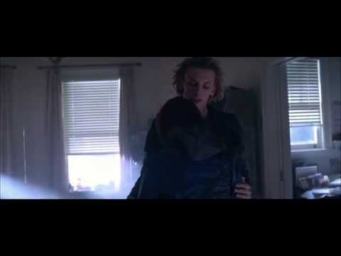 Thumbnail of the video: The Mortal Instruments: City of Bones - 5 minute clip!
