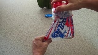preview picture of video 'How To Give Plastic Bags A Screw-On Lid'