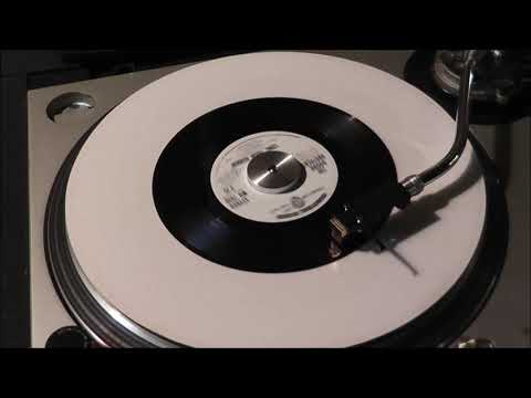 The Doobie Brothers - Long Train Runnin'  - 45RPM