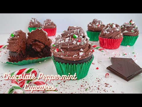 Amazing Chocolate Peppermint Cupcakes | Christmas...