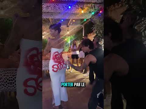 Il RAVAGE sa robe blanche… le résultat est incroyable ! #viral #shortvideo #shorts #short