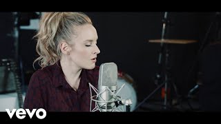 Leslie Clio - Damage Done (Akustik Video)