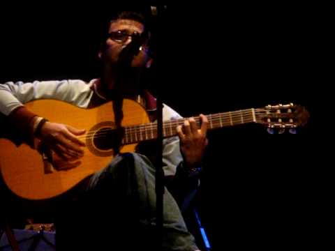 A las Diez - Ariel Soto