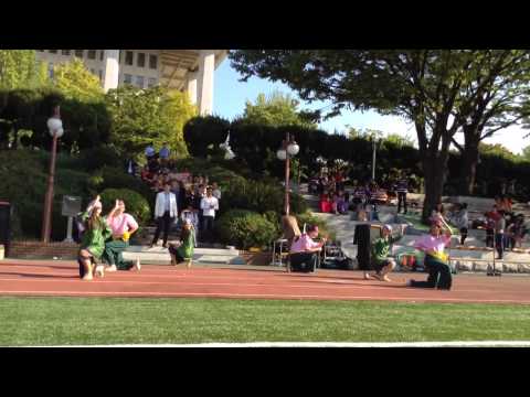 Rice Harvest Dance by Cambodian Students in Korea