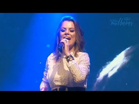 NÃO É TARDE | Ana Paula Valadão surpreende com belíssima voz com Fernanda Brum e Ana Nóbrega