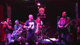 VOODOO GLOW SKULLS - &quot;Empty Bottles&quot; @ Hangar 110 - São Paulo - Brasil