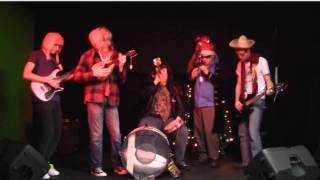 The Bearded Melon - Hi Ho The Mistletoe (Christmas at Buchanan's Music)