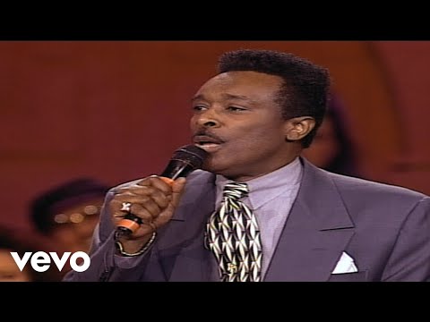Bill & Gloria Gaither - Gone [Live] ft. Jessy Dixon