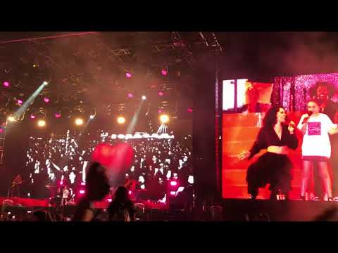 Jessie J with 10 year old Electric Castle 2018