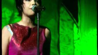 Björk - Human Behaviour (Live at Shepherds Bush Empire)