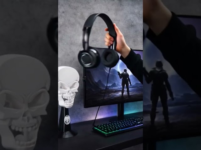 حامل سماعة الرأس بشكل جمجمة