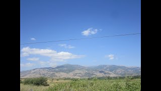 חננו ה' חננו כי רב שבענו בוז (אהבת עולם תביא להם - ניגוני נשמה ושמחה. דן בזק) - התמונה מוצגת ישירות מתוך אתר האינטרנט יוטיוב. זכויות היוצרים בתמונה שייכות ליוצרה. קישור קרדיט למקור התוכן נמצא בתוך דף הסרטון