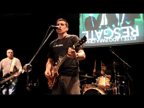 Atirei O Pau No Gato video