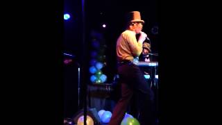 Allen Stone - Waterfalls