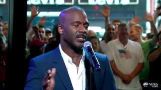 4th of July Performances 2012: BeBe Winans Performs &#39;God Bless America&#39; on &#39;GMA&#39;