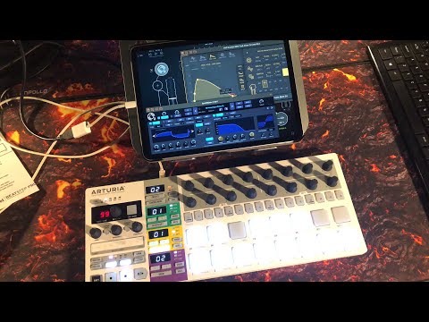 Arturia Beatstep Pro - SynthMaster 2 - FAC Drumkit - Pure Synth - Tutorial for iOS