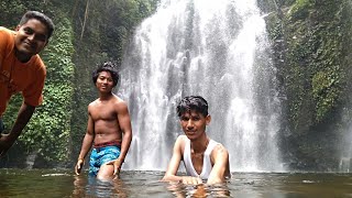 preview picture of video 'Kakochang Waterfall near Kaziranga National Park, Assam'