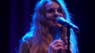 Kari Rueslåtten - Make Me A Stone (live @ De Boerderij Zoetermeer 03.12.2015) 2/6