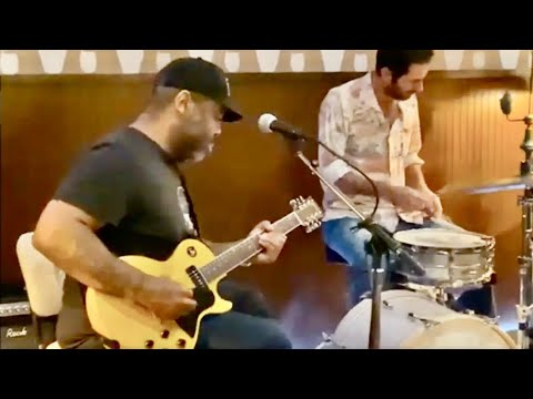 Kirk Fletcher & JD Simo play Jimmy Reed LIVE in Nashville