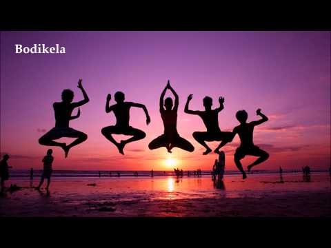 Samuri & Divided Souls - Life Is Not Easy (feat. Jama)