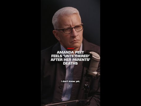 Amanda Peet feels ‘untethered’ after her parents' deaths