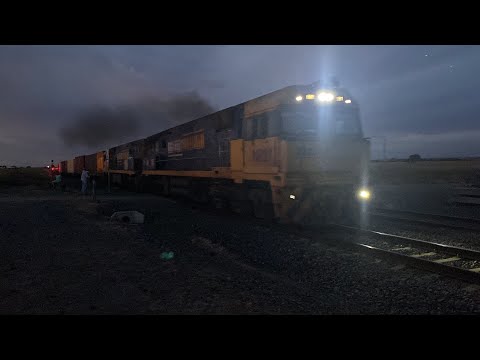 Pacific National 4PM6 with NR91 and NR49 departing Gheringhap loop heading to Melbourne 10/12/2022