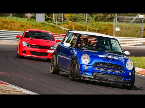Mini cooper s R53 Ripping the nurburgring!!.. right up until I jump the curbs n snap lower pully..