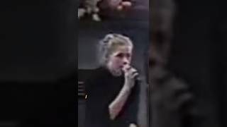 Avril Lavigne || No One Needs To Know