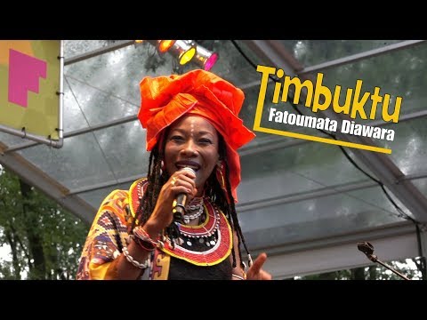 Fatoumata Diawara - Timbuktu - LIVE at Afrikafestival Hertme 2019