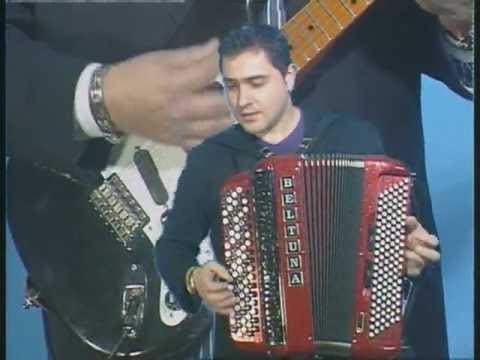 Alla Castellina brano di Carlo Venturi eseguito da Davide Salvi.MPG